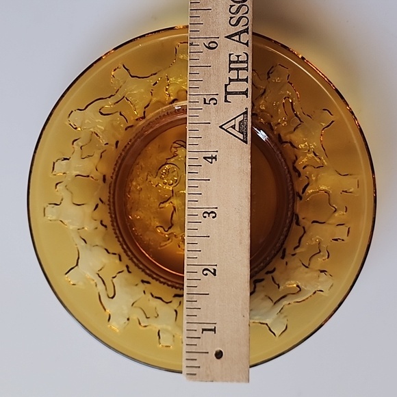 VTG. Mother Goose Nursery Rhymes, Tiara Amber Glass, Children's Plates. - Picture 12 of 16